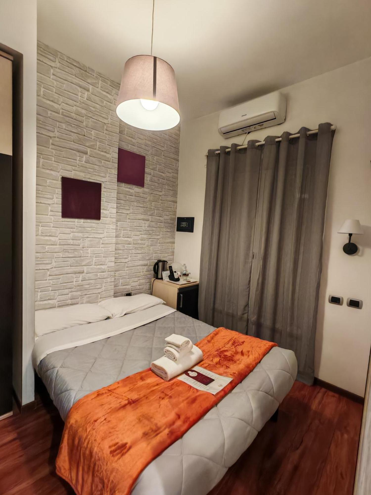Ad 111 Coladirienzo - By Ad Roma